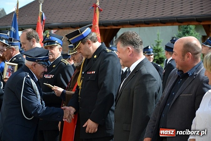 Zdjęcie w galerii na portalu naszraciborz.pl: Strażackie święto w Roszkowie. Renault wraca do służby wiadomości z regionu