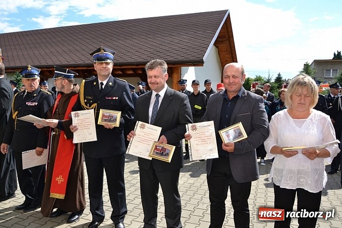 Zdjęcie w galerii na portalu naszraciborz.pl: Strażackie święto w Roszkowie. Renault wraca do służby wiadomości z regionu