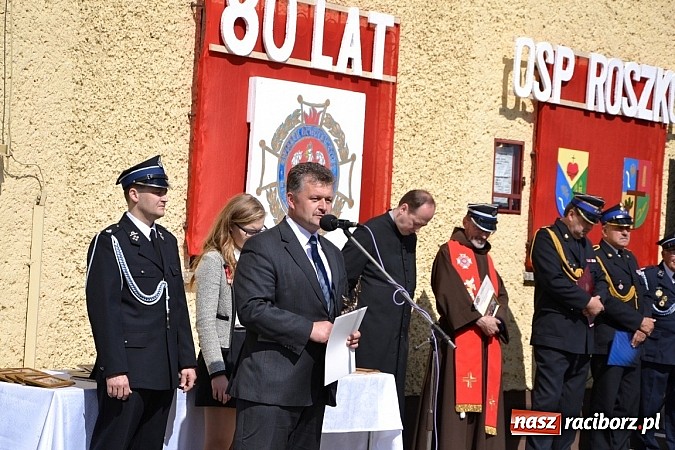 Zdjęcie w galerii na portalu naszraciborz.pl: Strażackie święto w Roszkowie. Renault wraca do służby wiadomości z regionu