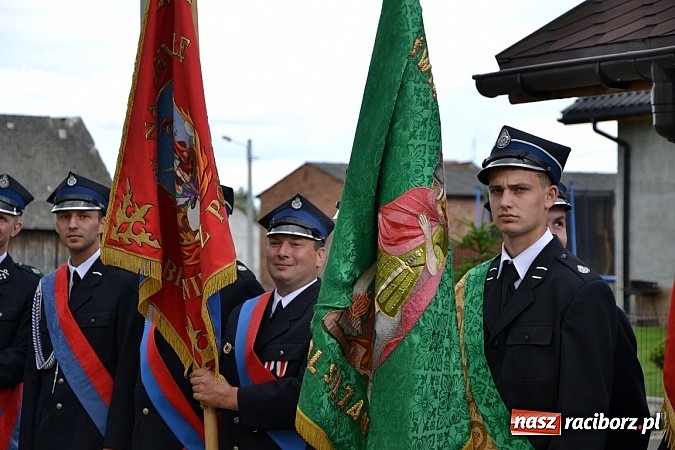 Zdjęcie w galerii na portalu naszraciborz.pl: Strażackie święto w Roszkowie. Renault wraca do służby wiadomości z regionu