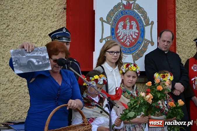 Zdjęcie w galerii na portalu naszraciborz.pl: Strażackie święto w Roszkowie. Renault wraca do służby wiadomości z regionu