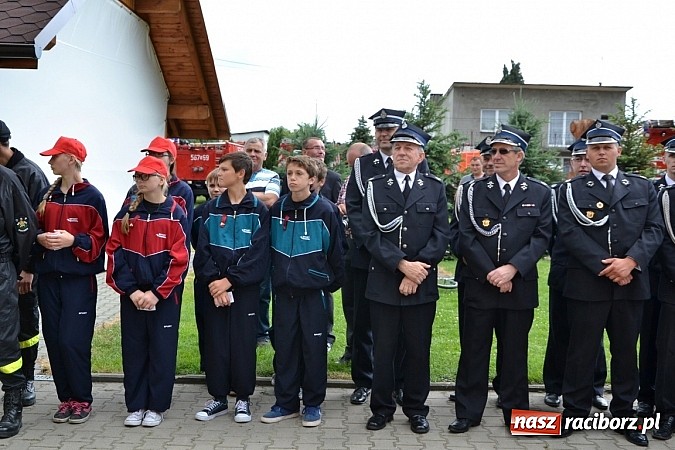 Zdjęcie w galerii na portalu naszraciborz.pl: Strażackie święto w Roszkowie. Renault wraca do służby wiadomości z regionu