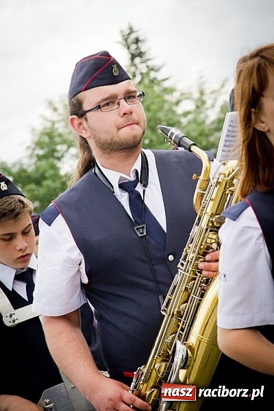 Zdjęcie w galerii na portalu naszraciborz.pl: Kolorowa parada ulicami Raciborza - Śląsk kraina wielu kultur dzień drugi wiadomości z regionu