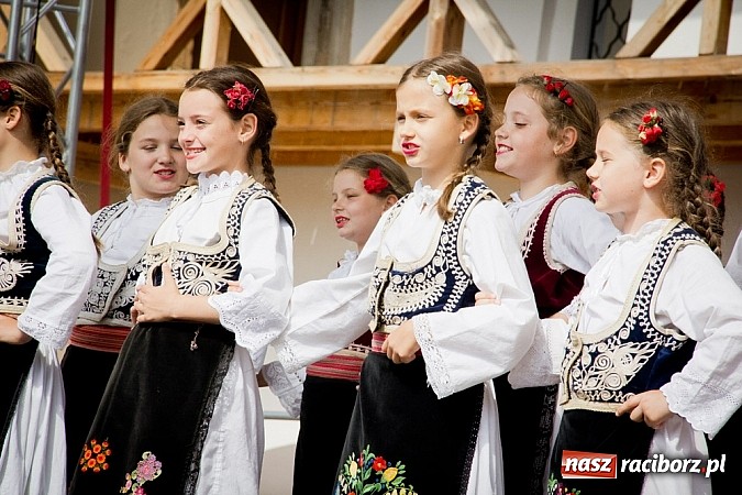 Zdjęcie w galerii na portalu naszraciborz.pl: Kolorowa parada ulicami Raciborza - Śląsk kraina wielu kultur dzień drugi wiadomości z regionu