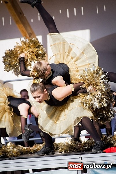 Zdjęcie w galerii na portalu naszraciborz.pl: Kolorowa parada ulicami Raciborza - Śląsk kraina wielu kultur dzień drugi wiadomości z regionu