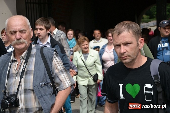 Zdjęcie w galerii na portalu naszraciborz.pl: Kolorowa parada ulicami Raciborza - Śląsk kraina wielu kultur dzień drugi wiadomości z regionu