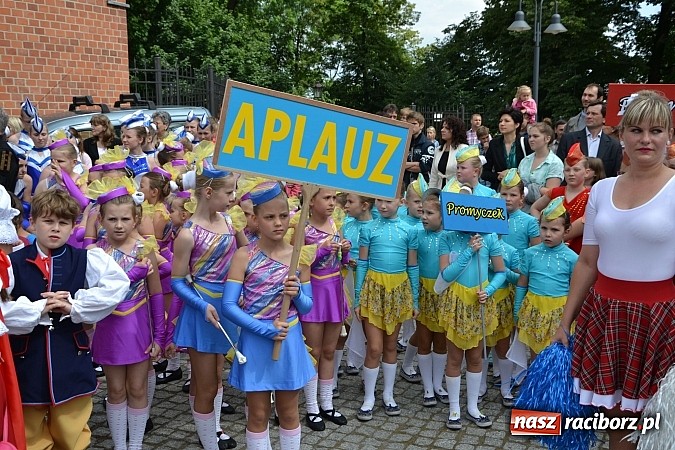 Zdjęcie w galerii na portalu naszraciborz.pl: Kolorowa parada ulicami Raciborza - Śląsk kraina wielu kultur dzień drugi wiadomości z regionu