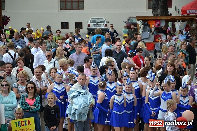 Zdjęcie w galerii na portalu naszraciborz.pl: Kolorowa parada ulicami Raciborza - Śląsk kraina wielu kultur dzień drugi wiadomości z regionu