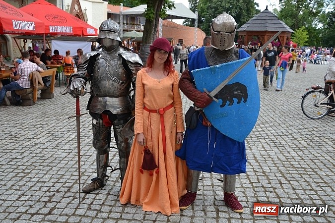 Zdjęcie w galerii na portalu naszraciborz.pl: Kolorowa parada ulicami Raciborza - Śląsk kraina wielu kultur dzień drugi wiadomości z regionu