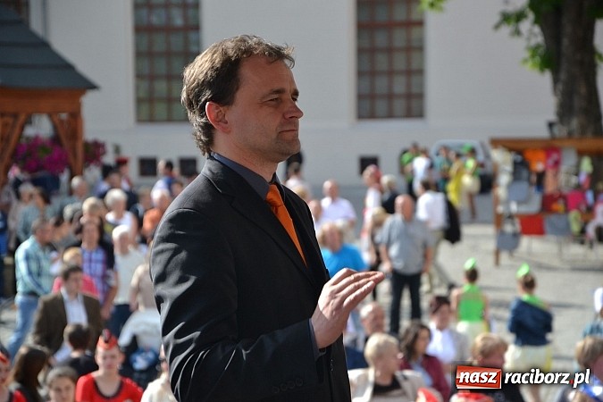 Zdjęcie w galerii na portalu naszraciborz.pl: Kolorowa parada ulicami Raciborza - Śląsk kraina wielu kultur dzień drugi wiadomości z regionu