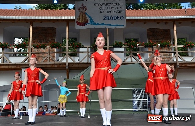 Zdjęcie w galerii na portalu naszraciborz.pl: Kolorowa parada ulicami Raciborza - Śląsk kraina wielu kultur dzień drugi wiadomości z regionu