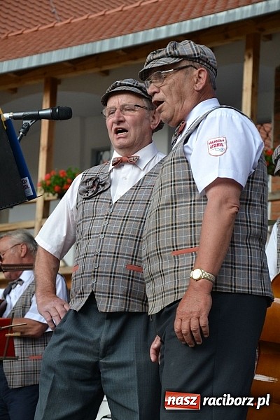 Zdjęcie w galerii na portalu naszraciborz.pl: Kolorowa parada ulicami Raciborza - Śląsk kraina wielu kultur dzień drugi wiadomości z regionu