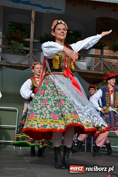 Zdjęcie w galerii na portalu naszraciborz.pl: Kolorowa parada ulicami Raciborza - Śląsk kraina wielu kultur dzień drugi wiadomości z regionu