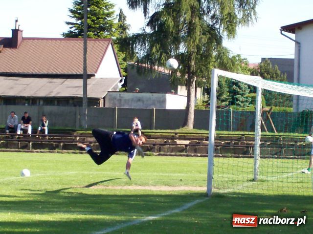 Zdjęcie w galerii na portalu naszraciborz.pl: Tworków–Chałupki: smutne derby wiadomości z regionu