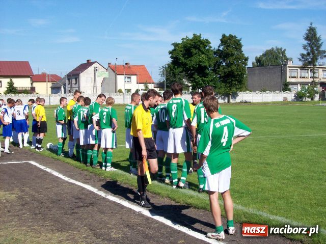 Zdjęcie w galerii na portalu naszraciborz.pl: Tworków–Chałupki: smutne derby wiadomości z regionu