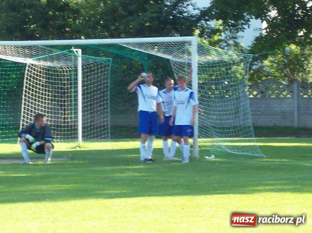 Zdjęcie w galerii na portalu naszraciborz.pl: Tworków–Chałupki: smutne derby wiadomości z regionu