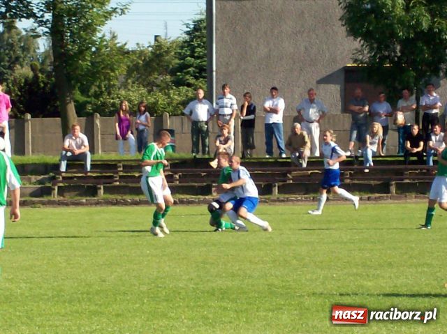 Zdjęcie w galerii na portalu naszraciborz.pl: Tworków–Chałupki: smutne derby wiadomości z regionu