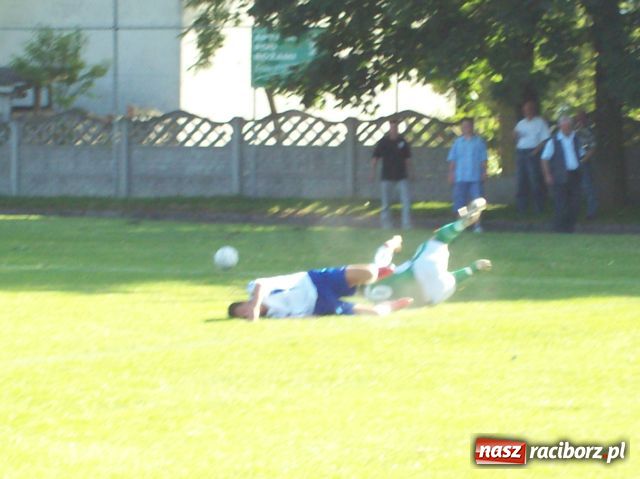 Zdjęcie w galerii na portalu naszraciborz.pl: Tworków–Chałupki: smutne derby wiadomości z regionu