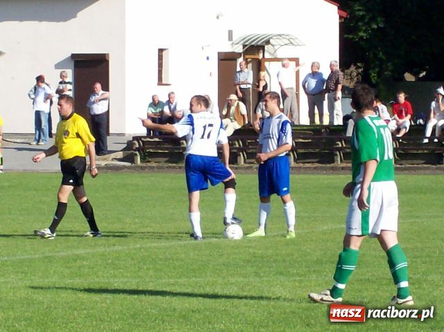 Zdjęcie w galerii na portalu naszraciborz.pl: Tworków–Chałupki: smutne derby wiadomości z regionu