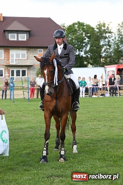 Zdjęcie w galerii na portalu naszraciborz.pl: Potęga skoku, czyli Międzynarodowe Zawody Konne w skokach przez przeszkody wiadomości z regionu