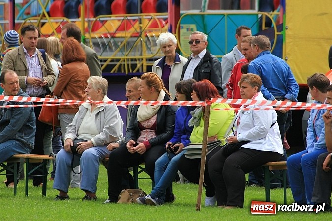 Zdjęcie w galerii na portalu naszraciborz.pl: Potęga skoku, czyli Międzynarodowe Zawody Konne w skokach przez przeszkody wiadomości z regionu