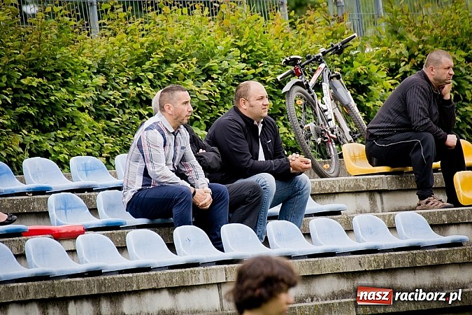 Zdjęcie w galerii na portalu naszraciborz.pl: Juniorzy młodsi: Gra do końca przy Tuwima. Ocice wicemistrzem! wiadomości z regionu