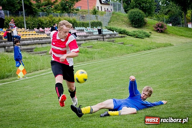 Zdjęcie w galerii na portalu naszraciborz.pl: Juniorzy młodsi: Gra do końca przy Tuwima. Ocice wicemistrzem! wiadomości z regionu