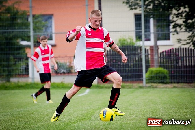 Zdjęcie w galerii na portalu naszraciborz.pl: Juniorzy młodsi: Gra do końca przy Tuwima. Ocice wicemistrzem! wiadomości z regionu