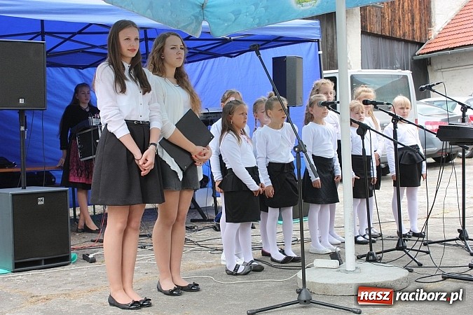 Zdjęcie w galerii na portalu naszraciborz.pl: Bliskie spotkania z Eichendorffem. Z życia nicponia na scenie w Łubowicach wiadomości z regionu