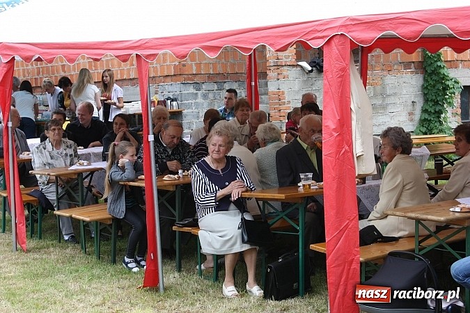 Zdjęcie w galerii na portalu naszraciborz.pl: Bliskie spotkania z Eichendorffem. Z życia nicponia na scenie w Łubowicach wiadomości z regionu