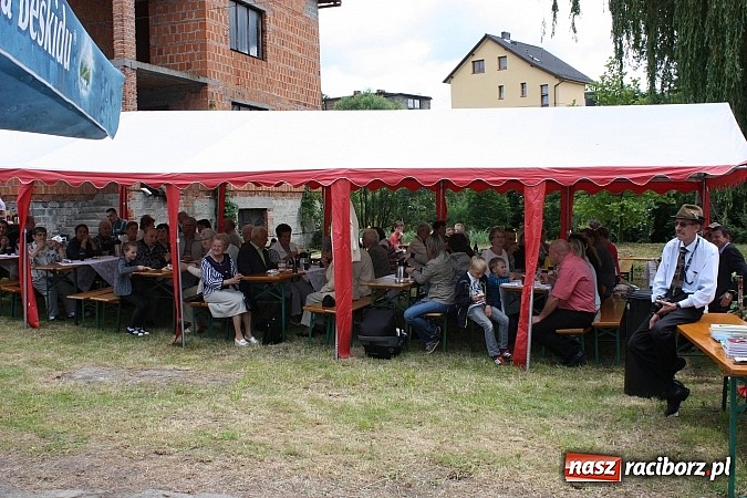 Zdjęcie w galerii na portalu naszraciborz.pl: Bliskie spotkania z Eichendorffem. Z życia nicponia na scenie w Łubowicach wiadomości z regionu