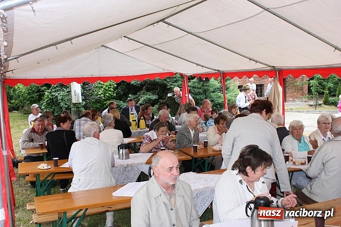 Zdjęcie w galerii na portalu naszraciborz.pl: Bliskie spotkania z Eichendorffem. Z życia nicponia na scenie w Łubowicach wiadomości z regionu