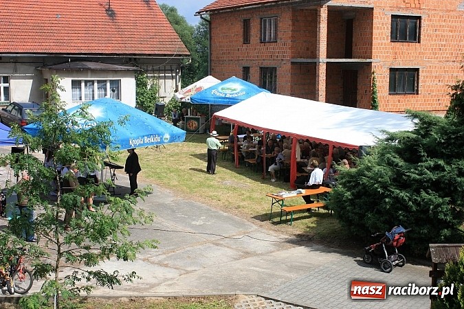 Zdjęcie w galerii na portalu naszraciborz.pl: Bliskie spotkania z Eichendorffem. Z życia nicponia na scenie w Łubowicach wiadomości z regionu