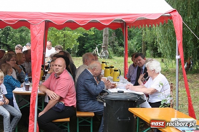 Zdjęcie w galerii na portalu naszraciborz.pl: Bliskie spotkania z Eichendorffem. Z życia nicponia na scenie w Łubowicach wiadomości z regionu