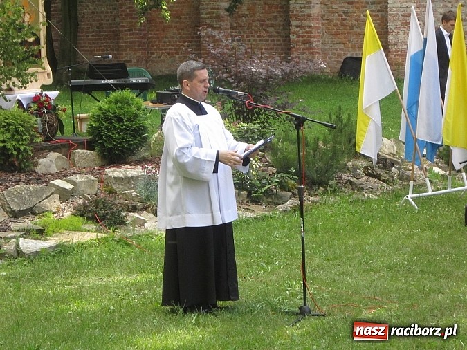 Zdjęcie w galerii na portalu naszraciborz.pl: Orkiestry dęte na pielgrzymce w Rudach wiadomości z regionu
