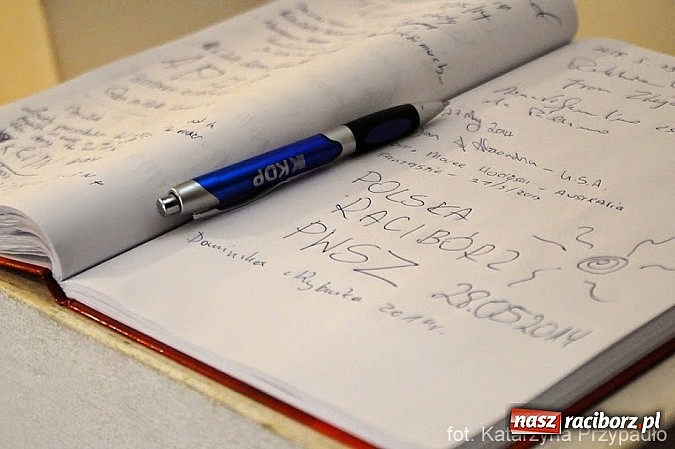 Zdjęcie w galerii na portalu naszraciborz.pl: PWSZ: Raciborscy studenci z czesko-polskim projektem na Morawach wiadomości z regionu