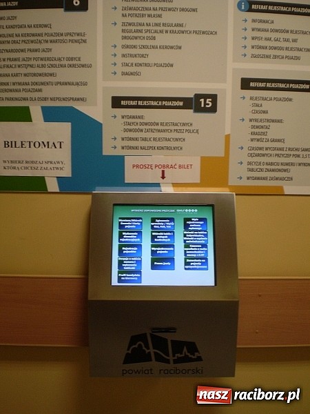 Zdjęcie w galerii na portalu naszraciborz.pl: Udogodnienia dla klient&oacute;w Wydziału Komunikacji wiadomości z regionu