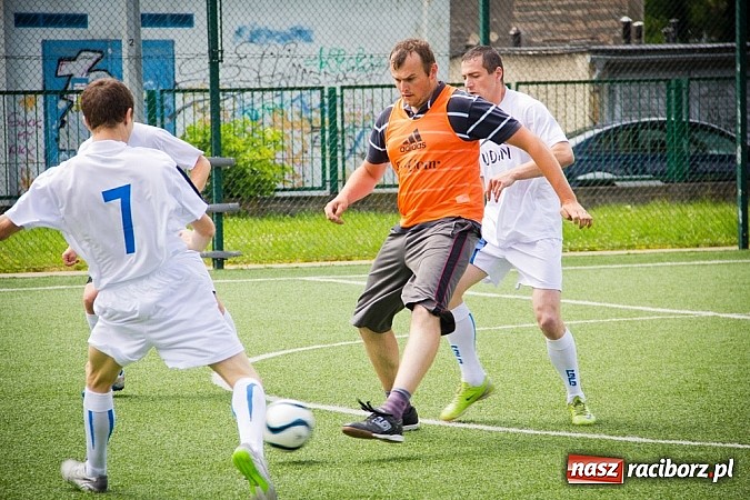 Zdjęcie w galerii na portalu naszraciborz.pl: Budan obronił puchar prezesa wiadomości z regionu