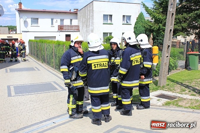 Zdjęcie w galerii na portalu naszraciborz.pl: Pożar lodówki postawił na nogi strażaków wiadomości z regionu