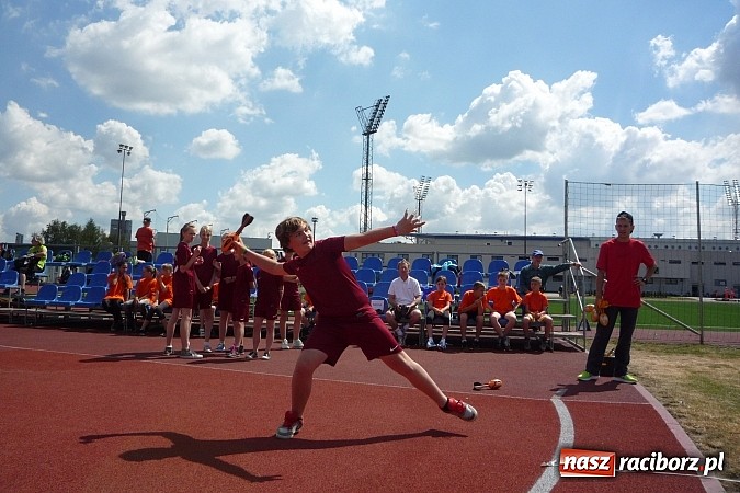 Zdjęcie w galerii na portalu naszraciborz.pl: Uczniowie z Tworkowa i Bieńkowic na 6. miejscu w Ostrawie wiadomości z regionu