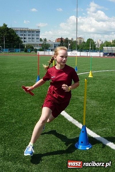 Zdjęcie w galerii na portalu naszraciborz.pl: Uczniowie z Tworkowa i Bieńkowic na 6. miejscu w Ostrawie wiadomości z regionu