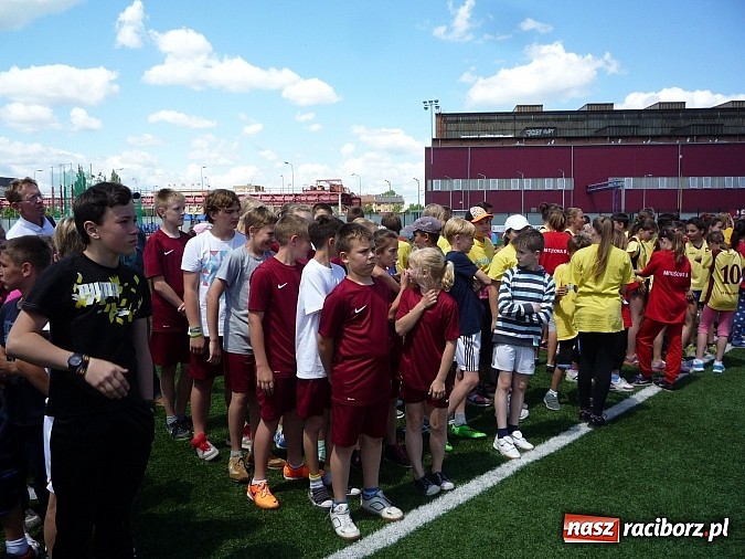 Zdjęcie w galerii na portalu naszraciborz.pl: Uczniowie z Tworkowa i Bieńkowic na 6. miejscu w Ostrawie wiadomości z regionu