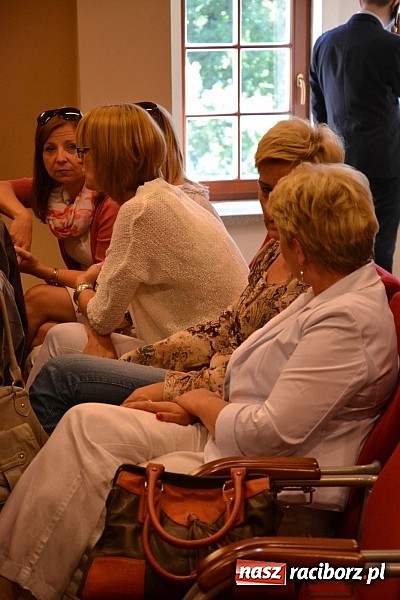 Zdjęcie w galerii na portalu naszraciborz.pl: O powiatowej strategii rozwiązywania problemów społecznych na zamku wiadomości z regionu