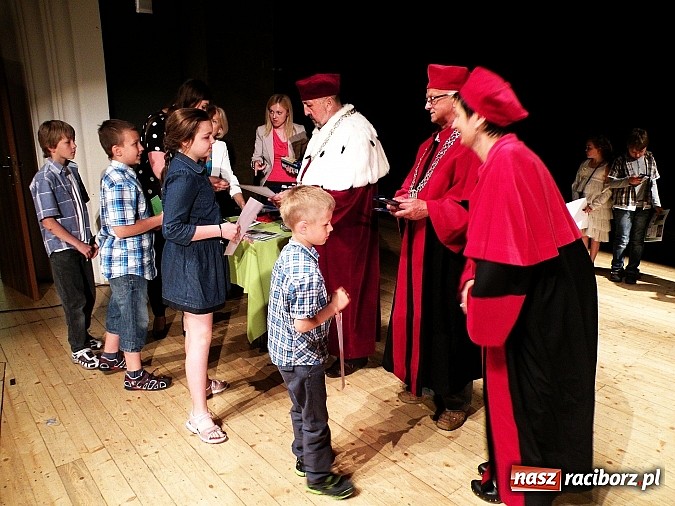 Zdjęcie w galerii na portalu naszraciborz.pl: Mali studenci zakończyli kolejny semestr UD wiadomości z regionu