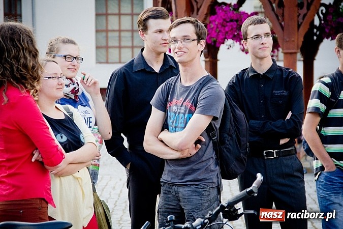 Zdjęcie w galerii na portalu naszraciborz.pl: Tancerze z Rewii podsumowali rok pracy  wiadomości z regionu