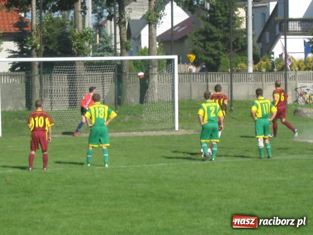 Zdjęcie w galerii na portalu naszraciborz.pl: Studzienna – Nieboczowy: mecz – nerwówka wiadomości z regionu