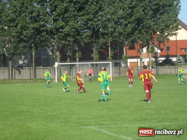 Zdjęcie w galerii na portalu naszraciborz.pl: Studzienna – Nieboczowy: mecz – nerwówka wiadomości z regionu