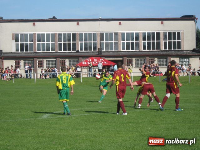 Zdjęcie w galerii na portalu naszraciborz.pl: Studzienna – Nieboczowy: mecz – nerwówka wiadomości z regionu