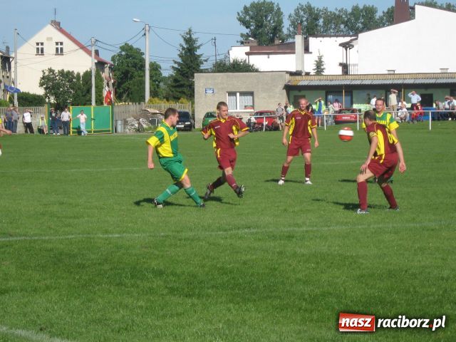 Zdjęcie w galerii na portalu naszraciborz.pl: Studzienna – Nieboczowy: mecz – nerwówka wiadomości z regionu