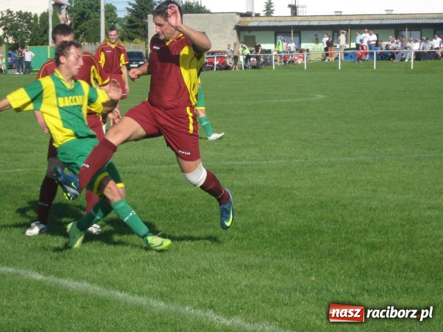 Zdjęcie w galerii na portalu naszraciborz.pl: Studzienna – Nieboczowy: mecz – nerwówka wiadomości z regionu